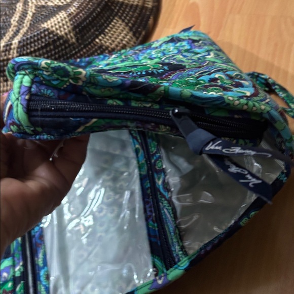 Vera Bradley Floral Blue and Green Travel Bag - Picture 15 of 16